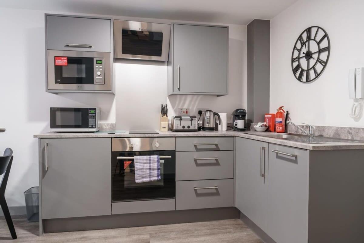 Lovely 1 Bed Apartment In Liverpool Centre 外观 照片