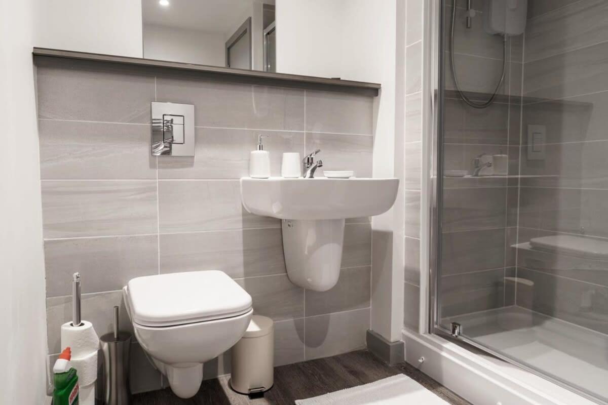 Lovely 1 Bed Apartment In Liverpool Centre 外观 照片