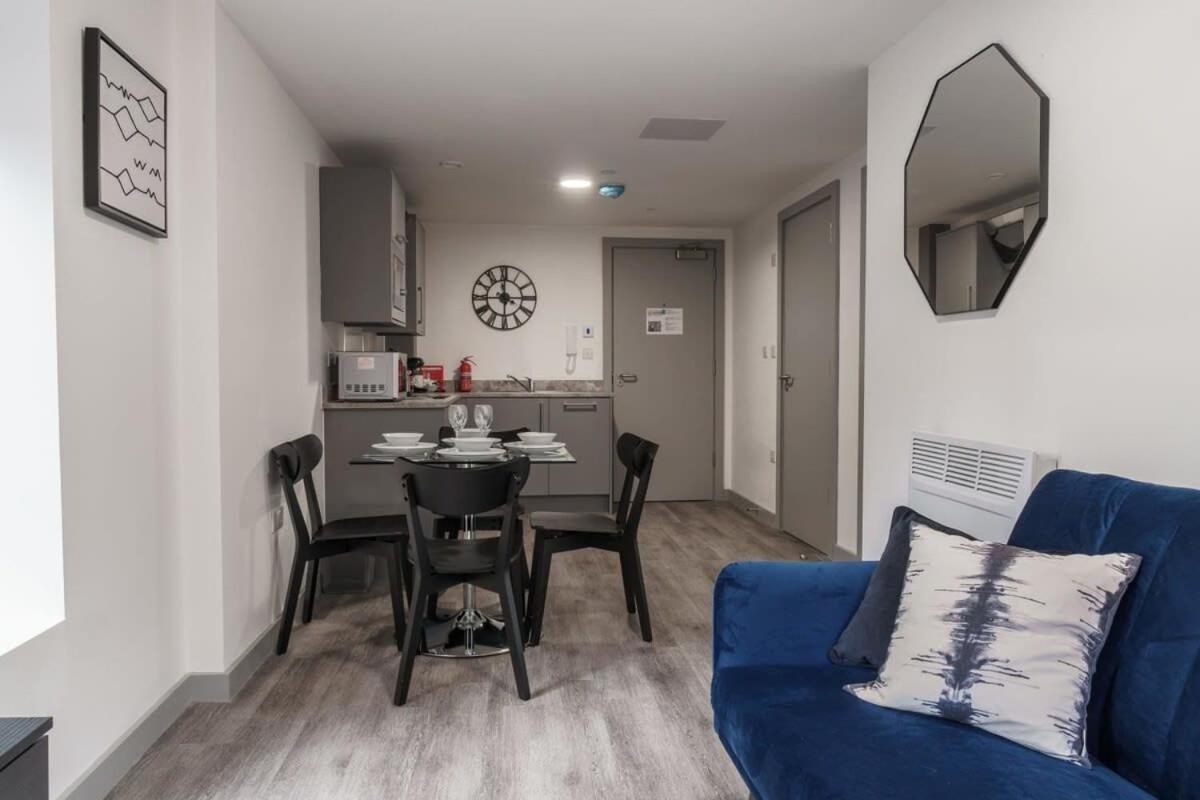 Lovely 1 Bed Apartment In Liverpool Centre 外观 照片